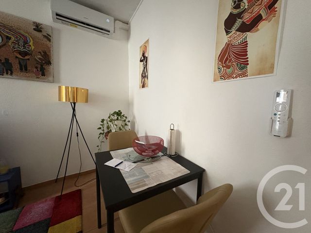 Appartement F2 &agrave; louer - 2 pi&egrave;ces - 36,70 m2 - Toulon - 83 - PROVENCE-ALPES-COTE-D-AZUR