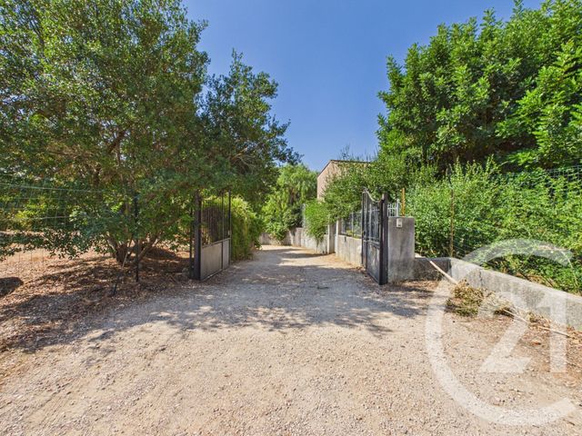 Maison &agrave; louer - 6 pi&egrave;ces - 159,59 m2 - Toulon - 83 - PROVENCE-ALPES-COTE-D-AZUR