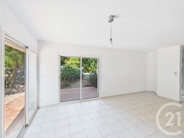 Maison &agrave; louer - 6 pi&egrave;ces - 159,59 m2 - Toulon - 83 - PROVENCE-ALPES-COTE-D-AZUR