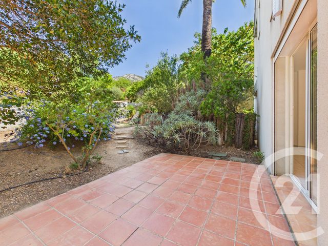 Maison &agrave; louer - 6 pi&egrave;ces - 159,59 m2 - Toulon - 83 - PROVENCE-ALPES-COTE-D-AZUR