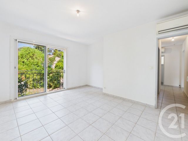 Maison &agrave; louer - 6 pi&egrave;ces - 159,59 m2 - Toulon - 83 - PROVENCE-ALPES-COTE-D-AZUR