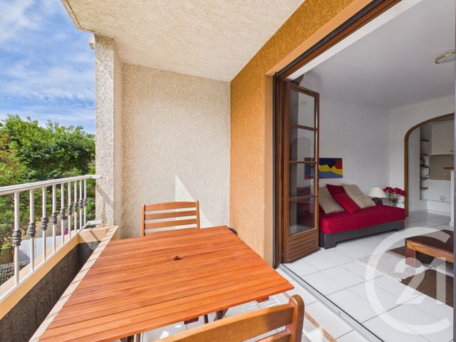 Appartement Studio &agrave; louer - 1 pi&egrave;ce - 25,42 m2 - La Valette Du Var - 83 - PROVENCE-ALPES-COTE-D-AZUR