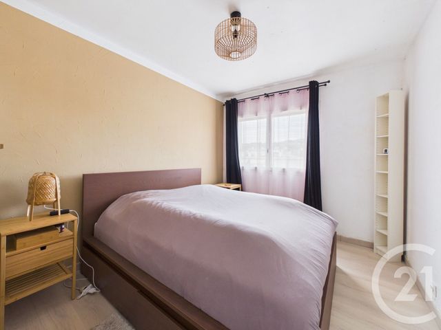 Appartement &agrave; louer - 3 pi&egrave;ces - 69,01 m2 - La Garde - 83 - PROVENCE-ALPES-COTE-D-AZUR