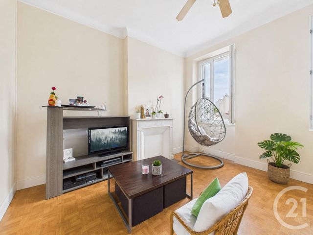 Appartement T2 &agrave; vendre - 2 pi&egrave;ces - 45,17 m2 - Toulon - 83 - PROVENCE-ALPES-COTE-D-AZUR