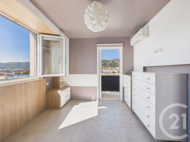 Appartement T4 &agrave; vendre - 4 pi&egrave;ces - 69,92 m2 - Toulon - 83 - PROVENCE-ALPES-COTE-D-AZUR