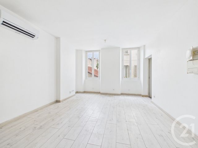 Appartement F3 &agrave; louer - 3 pi&egrave;ces - 50,32 m2 - Toulon - 83 - PROVENCE-ALPES-COTE-D-AZUR