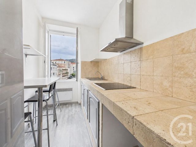 Appartement F3 &agrave; vendre - 3 pi&egrave;ces - 50,64 m2 - Toulon - 83 - PROVENCE-ALPES-COTE-D-AZUR