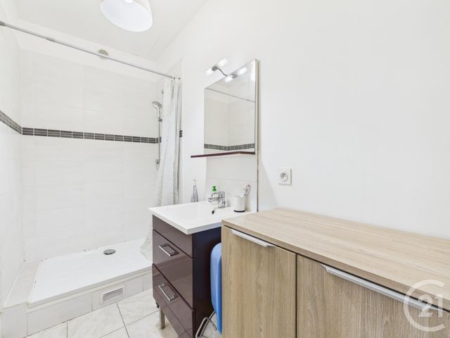 Appartement F3 &agrave; vendre - 3 pi&egrave;ces - 50,64 m2 - Toulon - 83 - PROVENCE-ALPES-COTE-D-AZUR