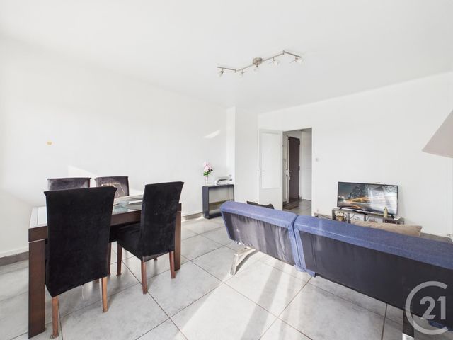 Appartement F3 &agrave; vendre - 3 pi&egrave;ces - 55 m2 - Toulon - 83 - PROVENCE-ALPES-COTE-D-AZUR