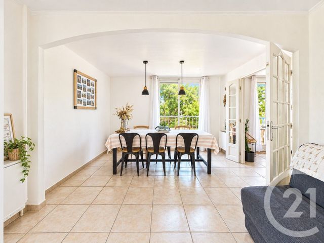 Appartement T5 &agrave; vendre - 5 pi&egrave;ces - 78,87 m2 - La Valette Du Var - 83 - PROVENCE-ALPES-COTE-D-AZUR