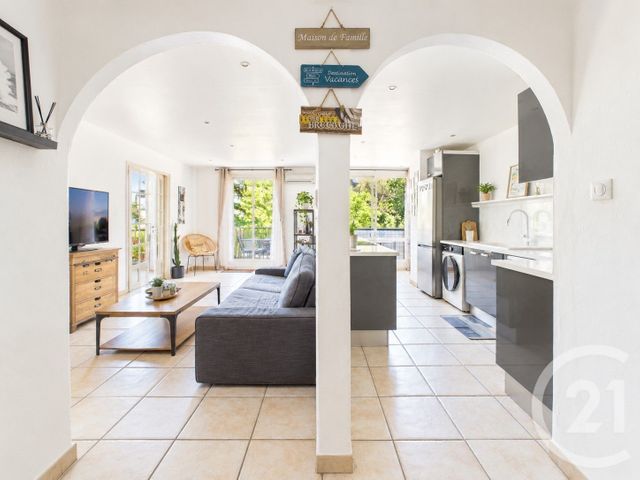 Appartement T5 &agrave; vendre - 5 pi&egrave;ces - 78,87 m2 - La Valette Du Var - 83 - PROVENCE-ALPES-COTE-D-AZUR
