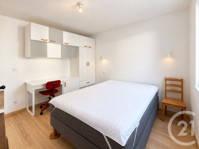 Appartement Studio &agrave; louer - 1 pi&egrave;ce - 33,51 m2 - Sollies Ville - 83 - PROVENCE-ALPES-COTE-D-AZUR