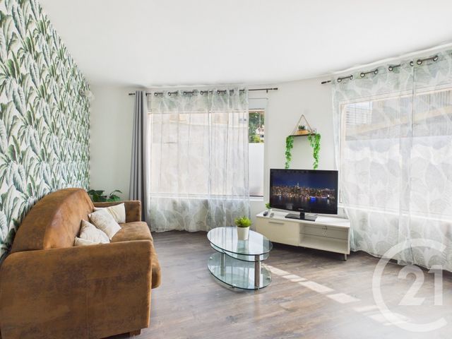 Appartement F3 &agrave; louer - 3 pi&egrave;ces - 60,10 m2 - La Valette Du Var - 83 - PROVENCE-ALPES-COTE-D-AZUR