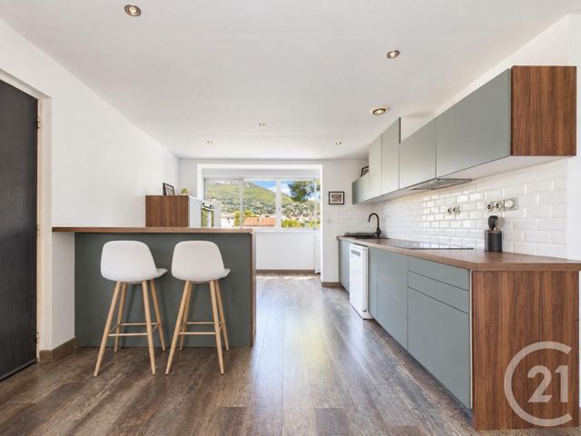 Appartement T4 &agrave; vendre - 4 pi&egrave;ces - 64,97 m2 - Toulon - 83 - PROVENCE-ALPES-COTE-D-AZUR