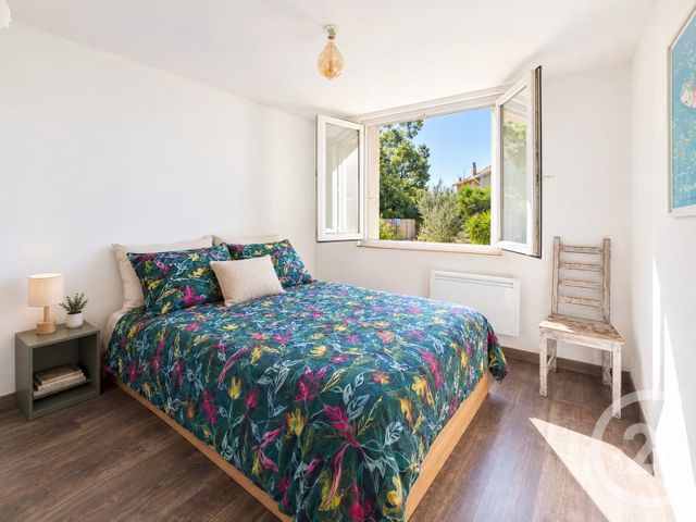 Appartement T4 &agrave; vendre - 4 pi&egrave;ces - 64,97 m2 - Toulon - 83 - PROVENCE-ALPES-COTE-D-AZUR