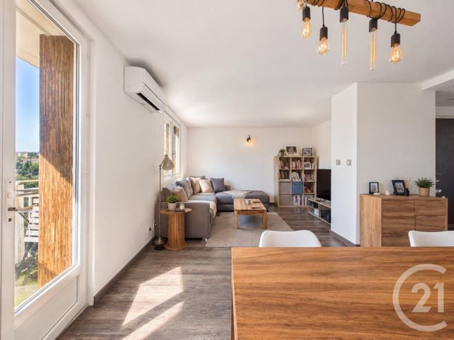 Appartement T4 &agrave; vendre - 4 pi&egrave;ces - 64,97 m2 - Toulon - 83 - PROVENCE-ALPES-COTE-D-AZUR
