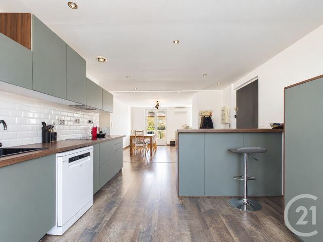 Appartement T4 &agrave; vendre - 4 pi&egrave;ces - 64,97 m2 - Toulon - 83 - PROVENCE-ALPES-COTE-D-AZUR