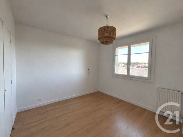 Appartement F3 &agrave; louer - 3 pi&egrave;ces - 56,83 m2 - La Valette Du Var - 83 - PROVENCE-ALPES-COTE-D-AZUR