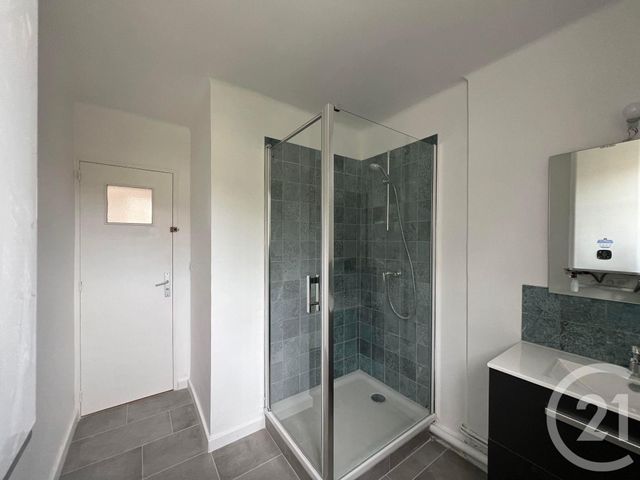 Appartement F3 &agrave; louer - 3 pi&egrave;ces - 56,83 m2 - La Valette Du Var - 83 - PROVENCE-ALPES-COTE-D-AZUR