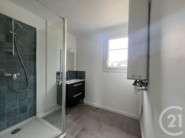 Appartement F3 &agrave; louer - 3 pi&egrave;ces - 56,83 m2 - La Valette Du Var - 83 - PROVENCE-ALPES-COTE-D-AZUR