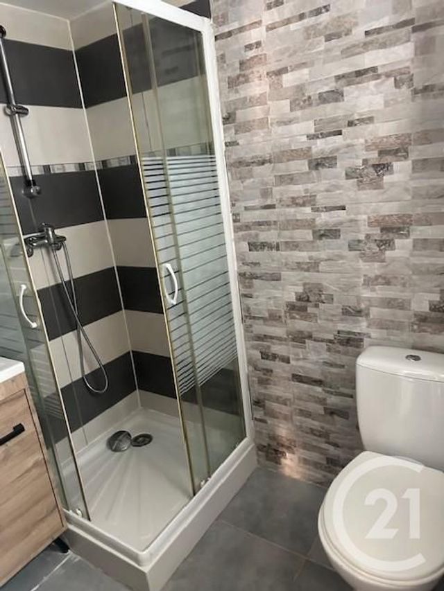 Appartement F2 &agrave; louer - 2 pi&egrave;ces - 38,05 m2 - Toulon - 83 - PROVENCE-ALPES-COTE-D-AZUR
