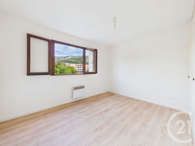 Appartement F2 &agrave; vendre - 2 pi&egrave;ces - 56,03 m2 - La Valette Du Var - 83 - PROVENCE-ALPES-COTE-D-AZUR