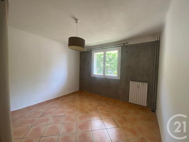 Appartement &agrave; louer - 3 pi&egrave;ces - 57,26 m2 - La Valette Du Var - 83 - PROVENCE-ALPES-COTE-D-AZUR