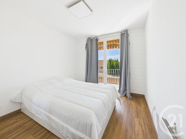 Appartement F2 &agrave; louer - 2 pi&egrave;ces - 39 m2 - La Valette Du Var - 83 - PROVENCE-ALPES-COTE-D-AZUR