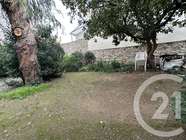 Appartement F3 à vendre - 3 pièces - 57 m2 - Toulon - 83 - PROVENCE-ALPES-COTE-D-AZUR