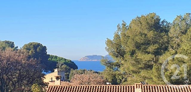 Maison à vendre - 9 pièces - 215,95 m2 - Le Pradet - 83 - PROVENCE-ALPES-COTE-D-AZUR