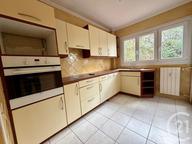 Appartement F4 à vendre - 4 pièces - 76,88 m2 - Toulon - 83 - PROVENCE-ALPES-COTE-D-AZUR