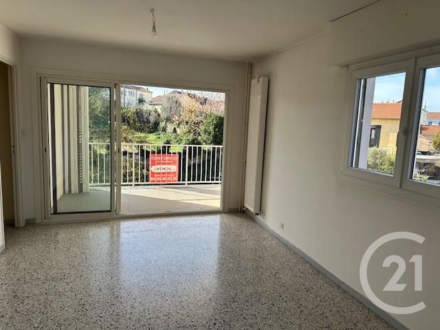 Appartement F4 &agrave; vendre - 4 pi&egrave;ces - 76,88 m2 - Toulon - 83 - PROVENCE-ALPES-COTE-D-AZUR