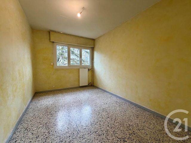 Appartement F4 à vendre - 4 pièces - 76,88 m2 - Toulon - 83 - PROVENCE-ALPES-COTE-D-AZUR