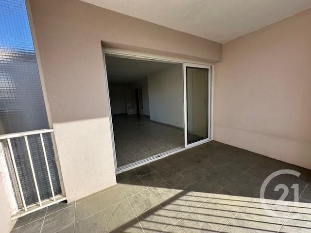 Appartement F4 &agrave; vendre - 4 pi&egrave;ces - 76,88 m2 - Toulon - 83 - PROVENCE-ALPES-COTE-D-AZUR