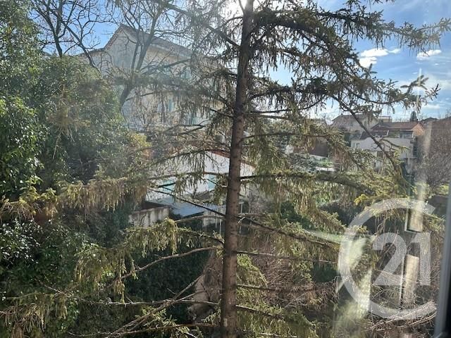 Appartement F4 &agrave; vendre - 4 pi&egrave;ces - 76,88 m2 - Toulon - 83 - PROVENCE-ALPES-COTE-D-AZUR