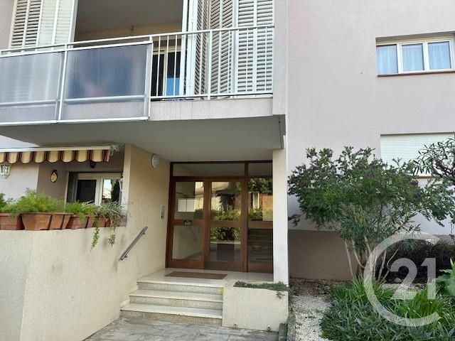 Appartement F4 &agrave; vendre - 4 pi&egrave;ces - 76,88 m2 - Toulon - 83 - PROVENCE-ALPES-COTE-D-AZUR