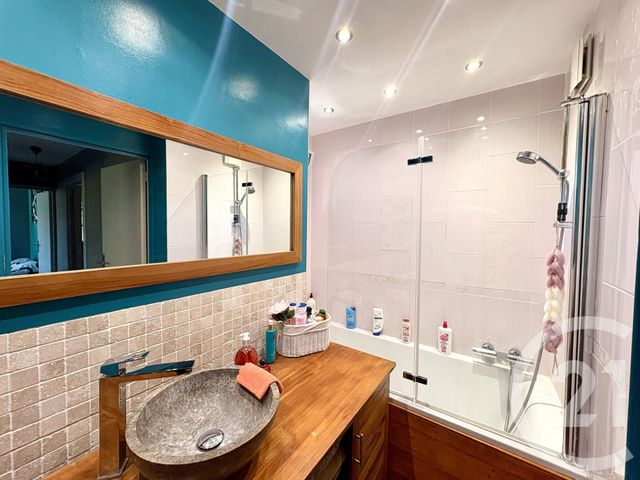 Appartement F7 à vendre - 7 pièces - 103,98 m2 - Toulon - 83 - PROVENCE-ALPES-COTE-D-AZUR