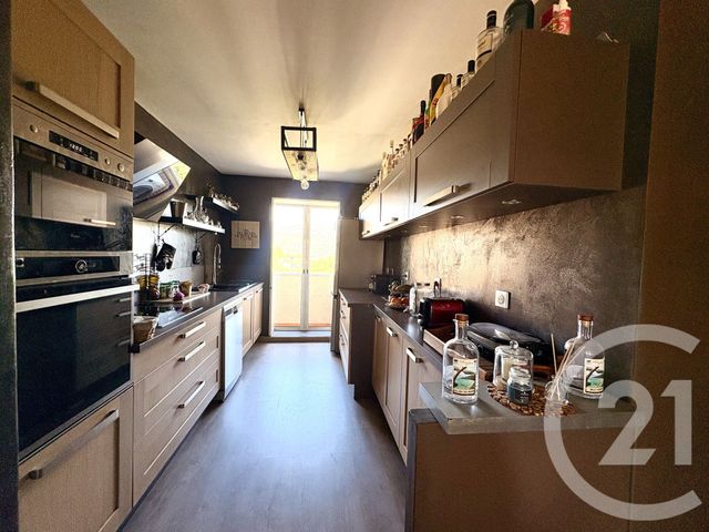 Appartement F7 à vendre - 7 pièces - 103,98 m2 - Toulon - 83 - PROVENCE-ALPES-COTE-D-AZUR