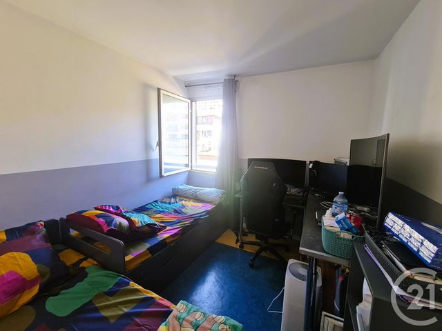 Appartement T4 &agrave; vendre - 4 pi&egrave;ces - 73,36 m2 - Toulon - 83 - PROVENCE-ALPES-COTE-D-AZUR