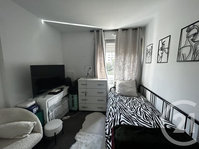 Appartement T4 à vendre - 4 pièces - 73,36 m2 - Toulon - 83 - PROVENCE-ALPES-COTE-D-AZUR