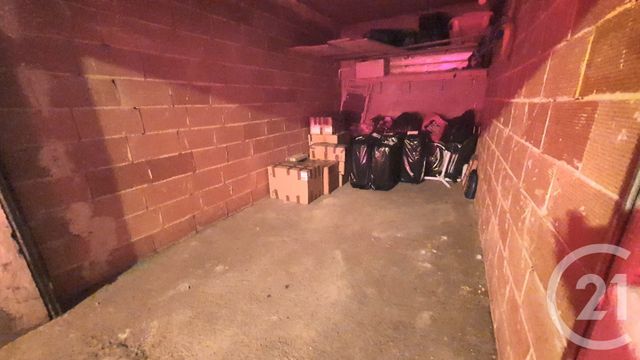 Appartement F4 à vendre - 4 pièces - 76,66 m2 - Toulon - 83 - PROVENCE-ALPES-COTE-D-AZUR