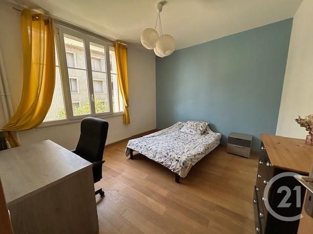 Appartement F5 à vendre - 5 pièces - 113 m2 - Toulon - 83 - PROVENCE-ALPES-COTE-D-AZUR