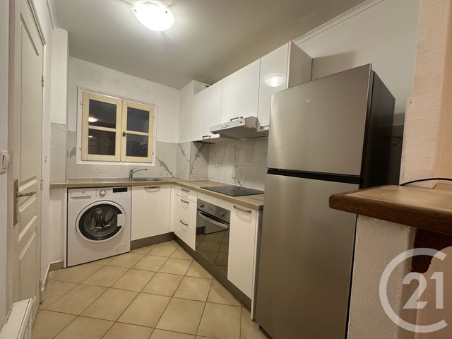Appartement F2 à louer - 2 pièces - 51,98 m2 - Toulon - 83 - PROVENCE-ALPES-COTE-D-AZUR