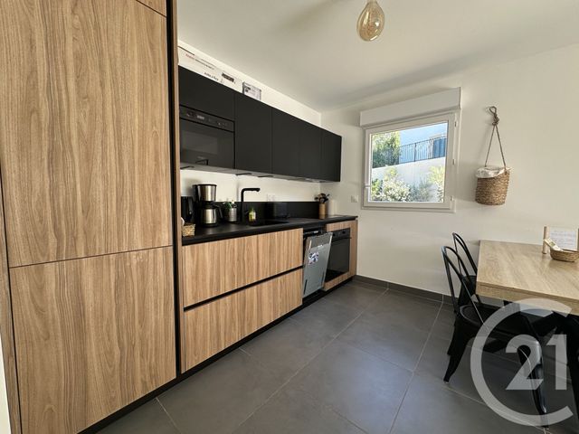 Appartement F3 à louer - 3 pièces - 64,97 m2 - Toulon - 83 - PROVENCE-ALPES-COTE-D-AZUR