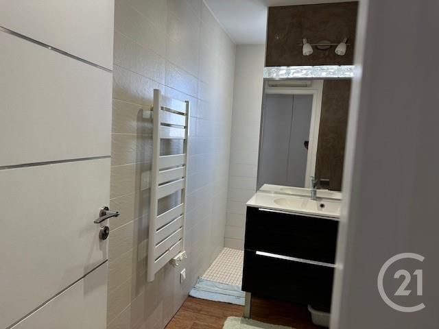 Appartement F3 &agrave; vendre - 3 pi&egrave;ces - 66,63 m2 - Toulon - 83 - PROVENCE-ALPES-COTE-D-AZUR