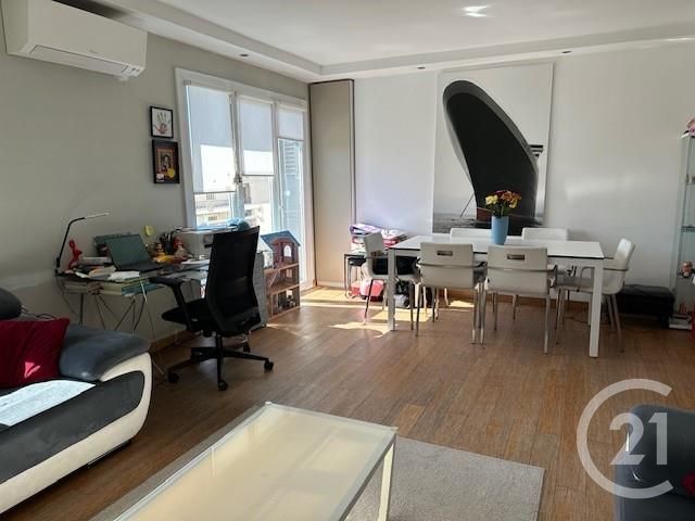 Appartement F3 &agrave; vendre - 3 pi&egrave;ces - 66,63 m2 - Toulon - 83 - PROVENCE-ALPES-COTE-D-AZUR