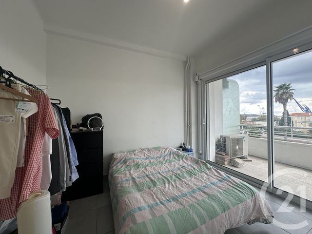 Appartement F5 à vendre - 5 pièces - 82,35 m2 - Toulon - 83 - PROVENCE-ALPES-COTE-D-AZUR