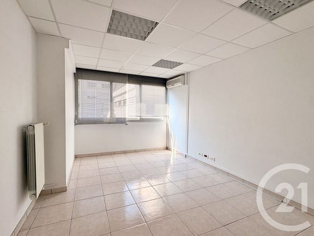Divers à vendre - 103 m2 - Toulon - 83 - PROVENCE-ALPES-COTE-D-AZUR