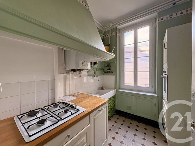 Appartement F3 à vendre - 3 pièces - 63 m2 - Toulon - 83 - PROVENCE-ALPES-COTE-D-AZUR