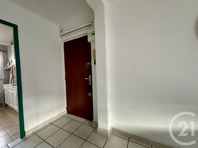 Appartement F3 à vendre - 3 pièces - 55,80 m2 - Toulon - 83 - PROVENCE-ALPES-COTE-D-AZUR